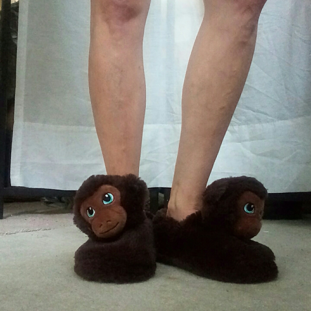B-A-B Adorable Monkey Slippers Sz XL(3-4)